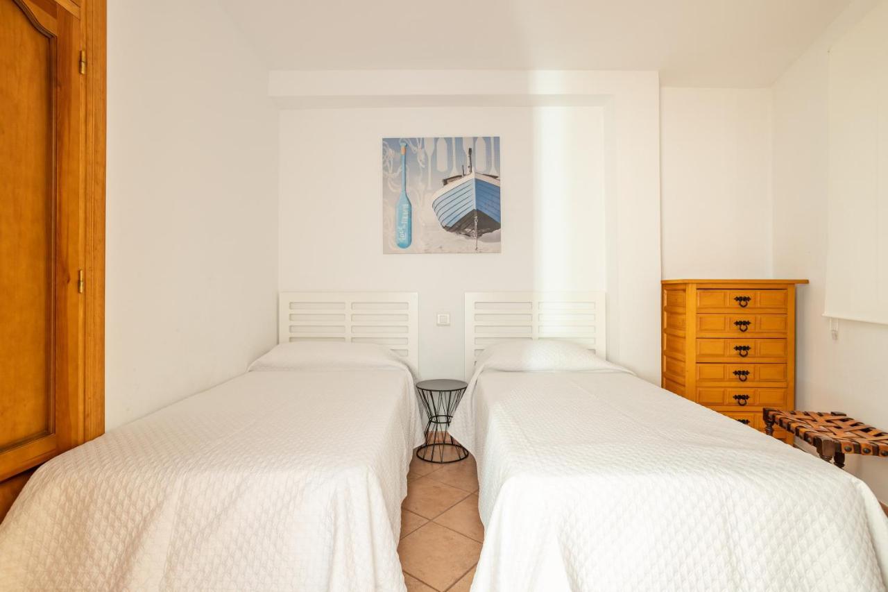 Bahia 653 Apartment เนร์คา ภายนอก รูปภาพ